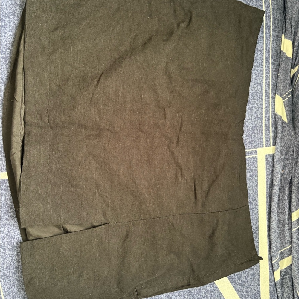 H&M Women’s Black Mini Skirt